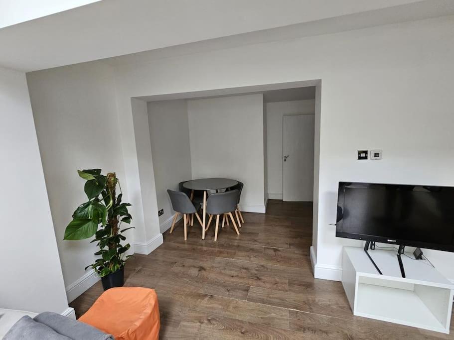 Beautiful Garden Flat Near Central Londres Exterior foto